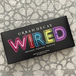 NIB Urban Decay Wired Eyeshadow Palette, 10 Shockingly Bright Shades